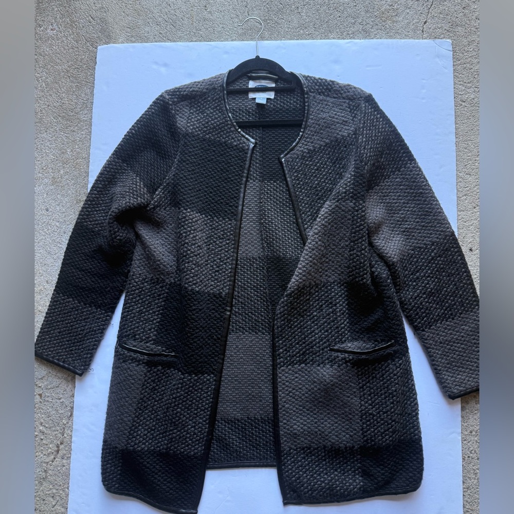 Old Navy, San Francisco, gray and black sweat sweater jacket super cute
